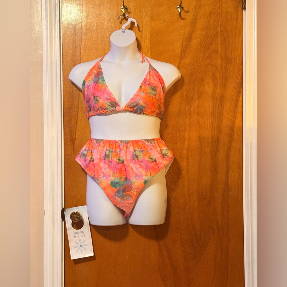 PrettyLittleThing Multicolor Bikini Set - Picture 2 of 5